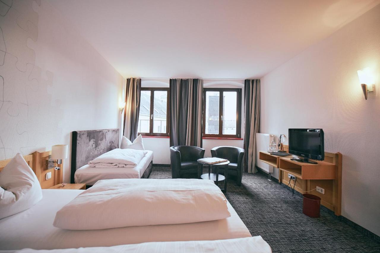 Hotel Roter Hahn Регенсбург Екстериор снимка
