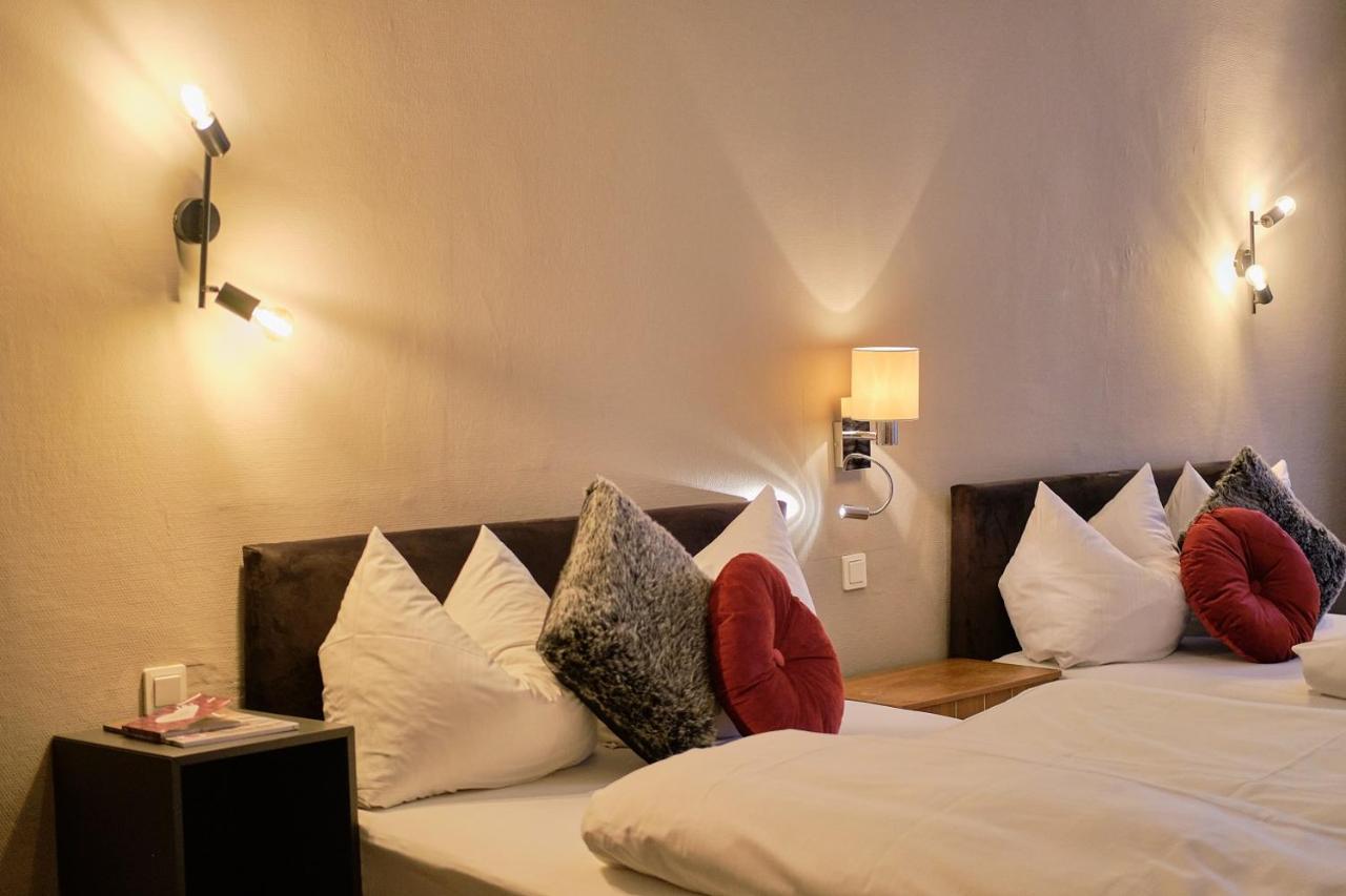 Hotel Roter Hahn Регенсбург Екстериор снимка